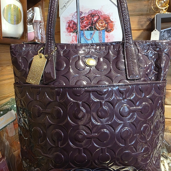 Handbags - Coach Elegant Purple Designer Tote Bag